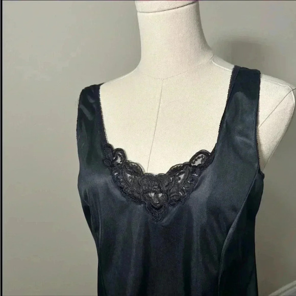 Vintage Black satin lace trim tank top 36 goth glam - Picture 3 of 6
